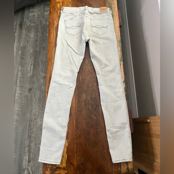 Abercrombie & Fitch Jeans - Picture 2 of 4